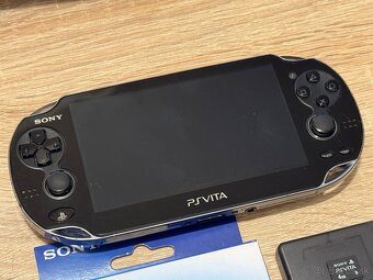 Playstation vita oled + hra + pam karta + powerbanka - 2