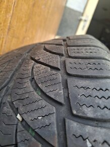 Predam zimne pneumatiky 225/55 R17 - 2