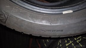 235/55R18 - 2