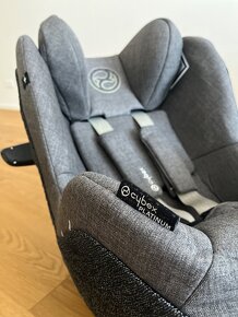 CYBEX Platinum Sirona Z i-size Plus soho grey - 2