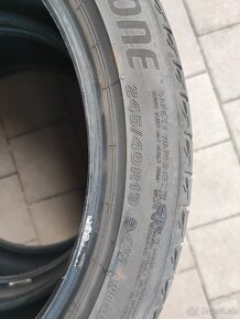 Letné pneumatiky  245/40 R 19 - 2