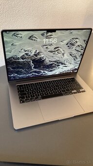 MacBook Air M3 2024 - 2