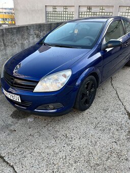 Opel Astra GTC - 2