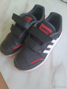 topanky Adidas 32 - 2