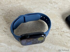 Apple Watch Series 9 45 (záruka: 30.1.2025,batéria:100%) - 2