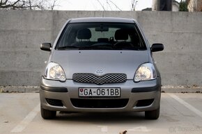 Toyota Yaris 1.0 VVT-i - 2