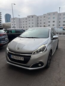 Peugeot 208 2017 91xxx km - 2