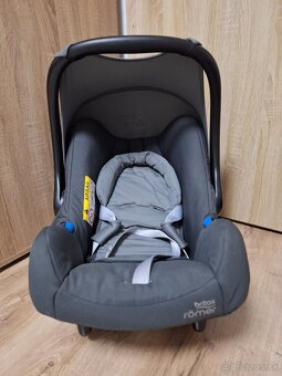 Britax Römer vajíčko - 2