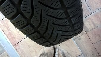 4 ks ZIMNÉ 215/70 R16 100H XL LASSA dezén cca 6 mm rok 2019 - 2