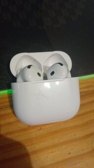 Airpods pro 4 - 2