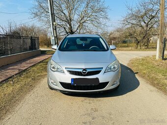 OPEL ASTRA SPORT TOUR 1.7CDTI COSMO. - 2