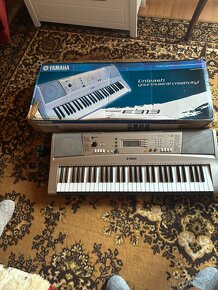 Keyboard yamaha psr-e313 - 2