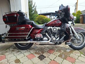 Harley Davidson Elektra Glide - 2