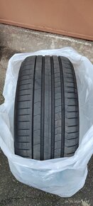 Letné pneumatiky 245/40 r19 - 2