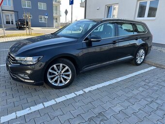 Volkswagen passat variant 2.0tdi 110kw DSG business - 2