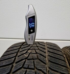 235/55r19 Hankook Winter icept - 2