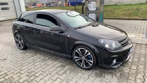 Opel Astra opc - 2