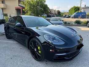 Porsche Panamera 4 E-Hybrid Sport Turismo 2.9 V6 462PS - 2