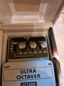 Behringer Ultra Octaver UO300 - Basový Efekt - 2