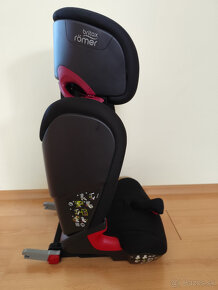 Autosedačka Romer KIDFIX 2 R Cosmos Black - 2