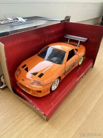 Model Toyota Supra - 2