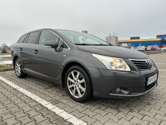 Toyota Avensis 2.2 diesel, Automat. - 2