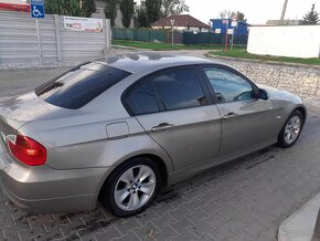 BMW 318i - 2