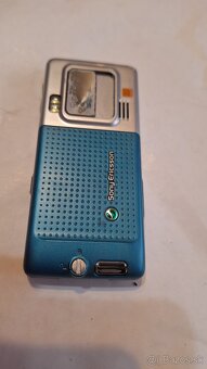 Sony ericsson C702 - 2