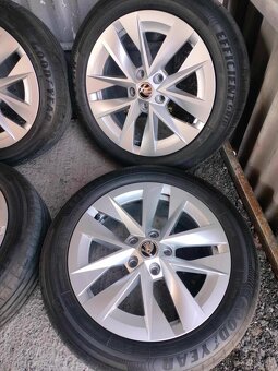 4ks alu disky orig. Škoda ROTARE 5x112 R17 pneu 205/55 R17 - 2