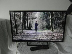 Panasonic 32" LED - 2