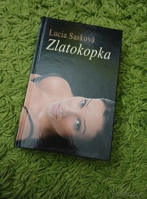 Zlatokopka
Lucia Sasková
Dojemná píseň Virginia Andrewsová - 2