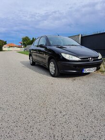 Predam peugeot 206 14 55 kw rv2009 najazdene km 123600km - 2