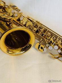 Predám nový Es- Alt saxofón- kópia k modelu Yamaha- - 2