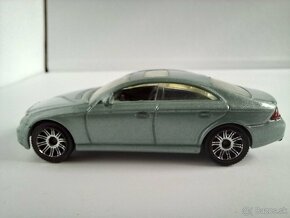 MATCHBOX - MERCEDES-BENZ CLS500 - POZRI DETAILNÉ FOTO - 2