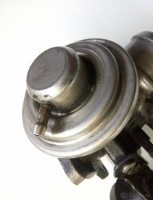 EGR ventil 1.9 TDI, Octavia, Bora, Golf, Polo 038131501E - 2