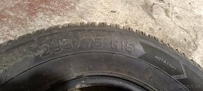 Zimné pneumatiky 235/75 R15 - 2