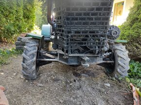 Predám malotraktor 4x4 - 2