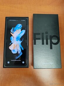 Samsung Z Flip 4 256GB - 2