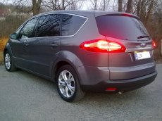 Predám Ford S-Max Titanium r.v. 2012, polokoža - TOP PONUKA - 2