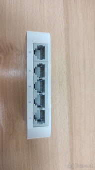 TP-Link switch 5-portový - 2