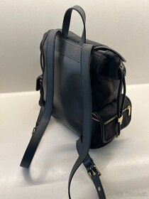 Čierny ruksak Chiara Ferragni - 2
