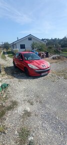 Peugeot 206+ prerobene pre ZTP osobu. - 2