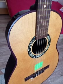 Gitara 3/4 spanielka,nove struny, - 2