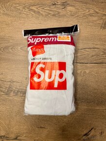 Supreme Hanes trenky 4-balenie vel. M nové - 2