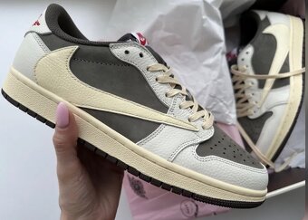 Nike Air Jordan 1 Low OG x Travis Scott “Reverse Mocha” - 2