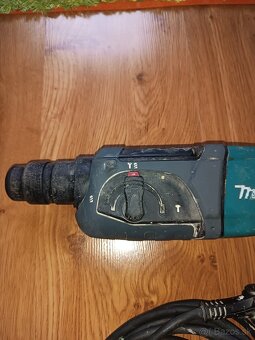 Makita hr2470 - 2