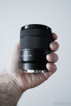 Sony E 18-135mm F3.5-5.6 OSS - 2