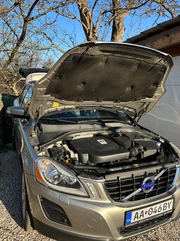 Volvo XC60 - 2