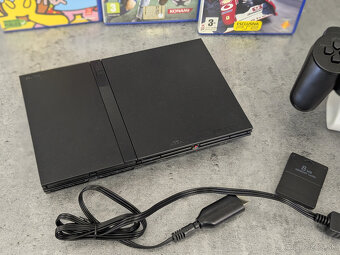 Sony Playstation 2, 1 ovládač, 8MB karta, 3 hry (PES, F1... - 2