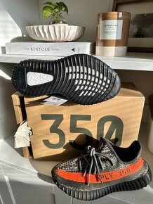 Yeezy boost 350 V2 - 2